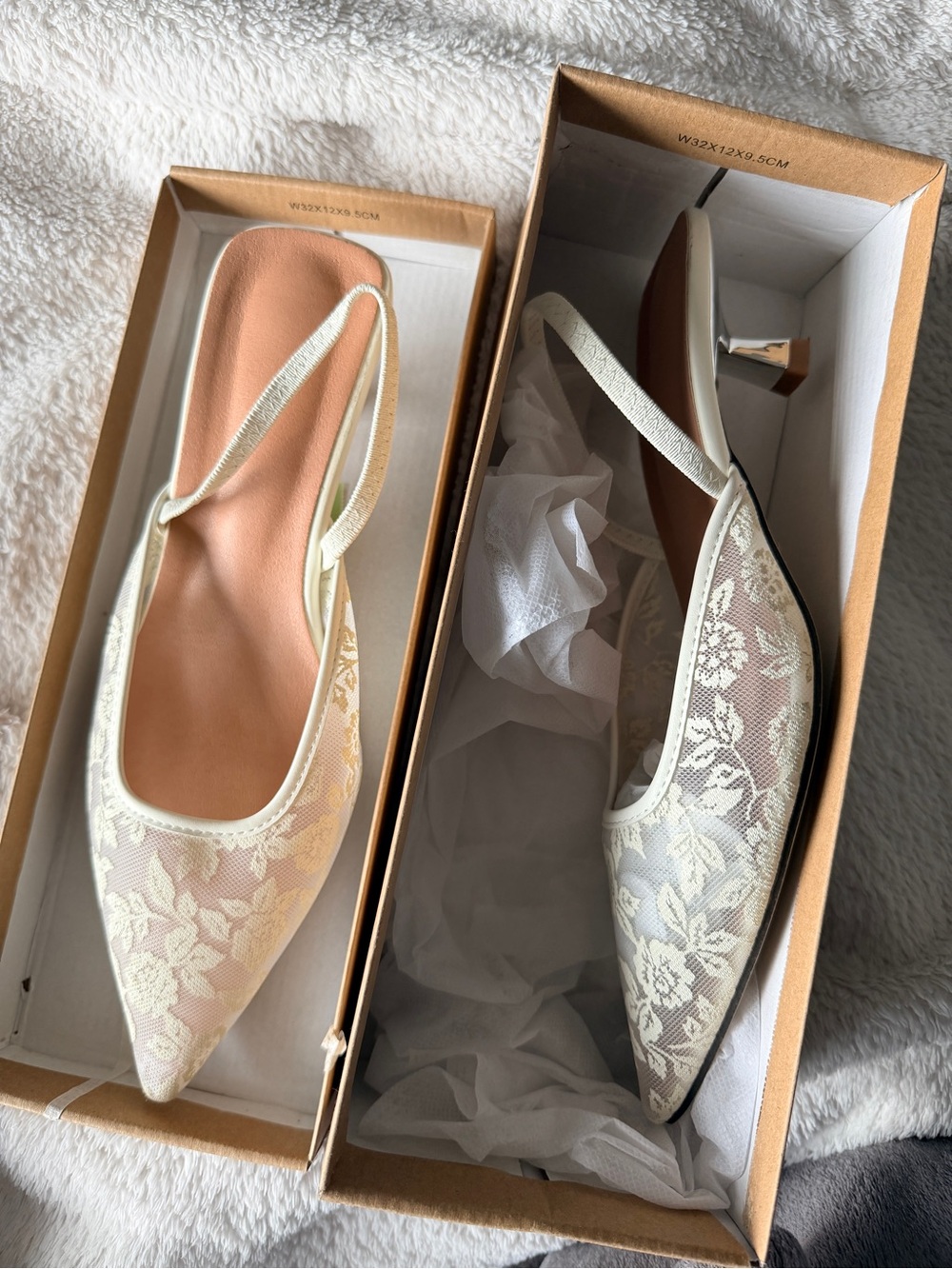 Women's Ivory Lace Pointed-Toe Slingback Heels